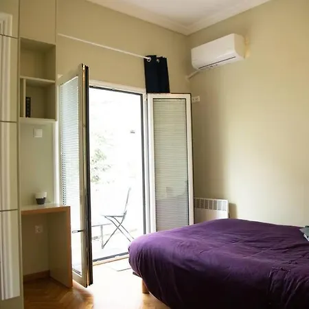 Bright, Modern & Minimal In Cholargos Apartment *